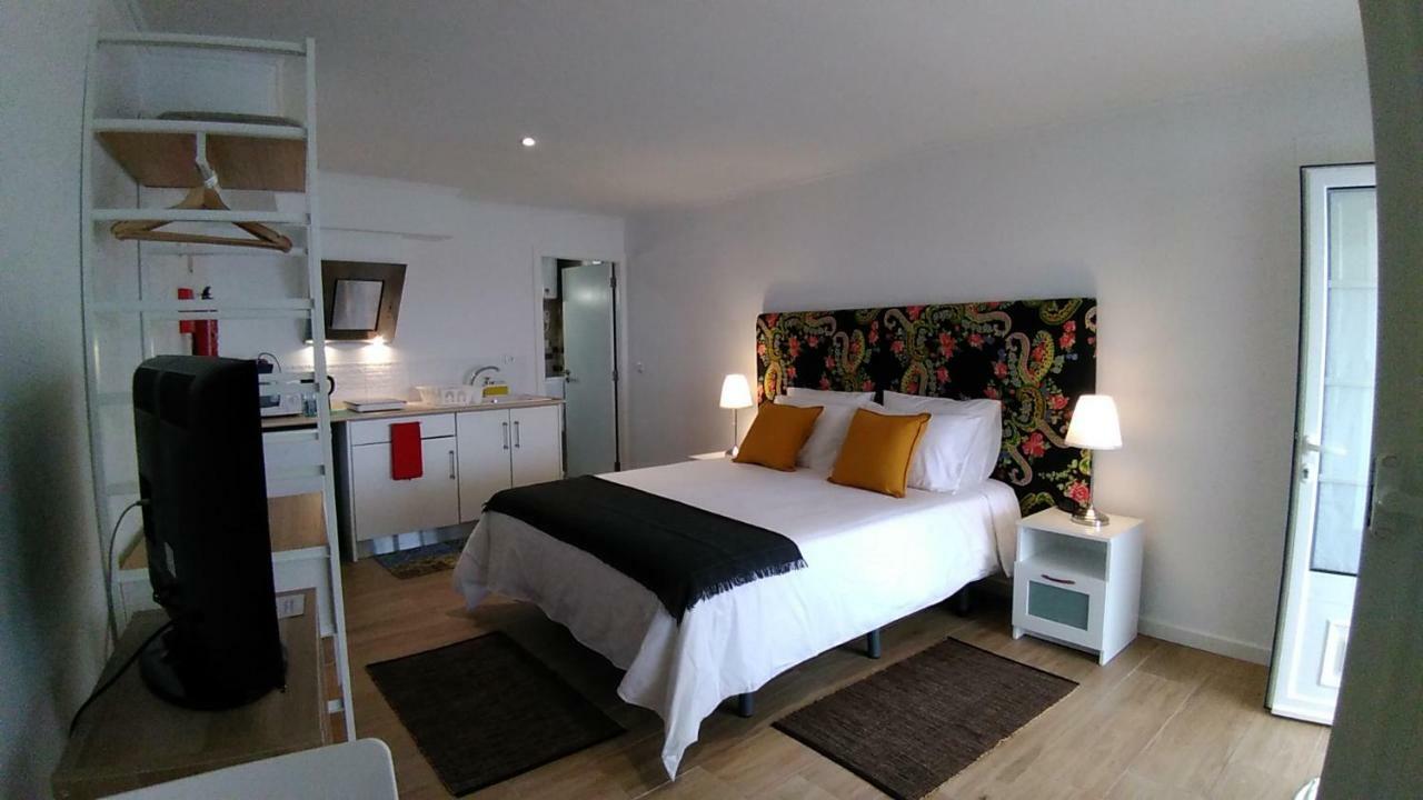 상 마르티뇨 두 포르투 Vistalmar Sao Martinho B&B 외부 사진